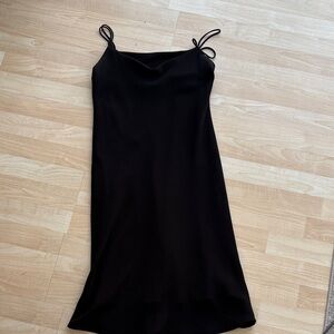 Evan Picone Classic Black Midi Dress